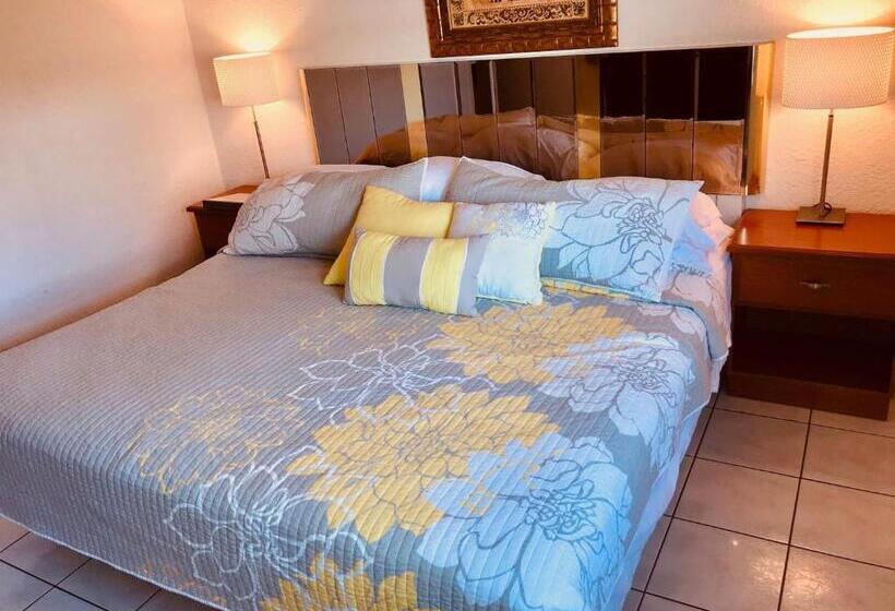 庭の見える1ベッドルームアパートメント, Ebb Tide Resort