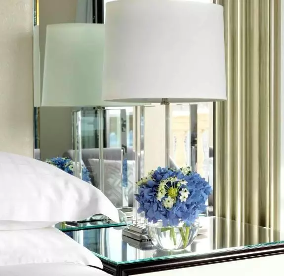 キングサイズベッドのエクゼクティブ, Four Seasons Hotel Baku