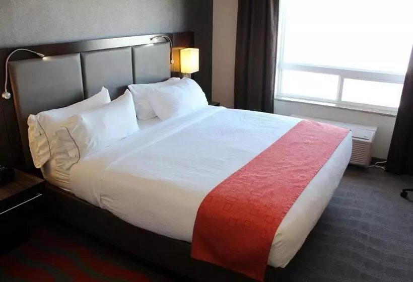 身障者適用スイートルーム, Chateau Inn & Suites Bonnyville