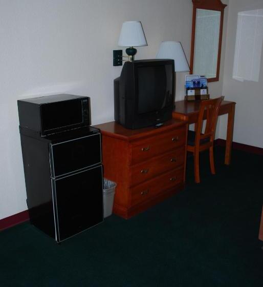 חדר סטנדרט עם מיטת קינג, Americas Best Value Inn Lubbock East