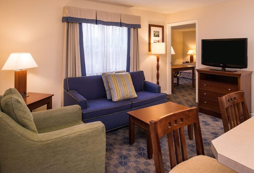 스위트, Charwood Suites