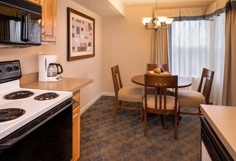 침실 2개 스위트, Charwood Suites