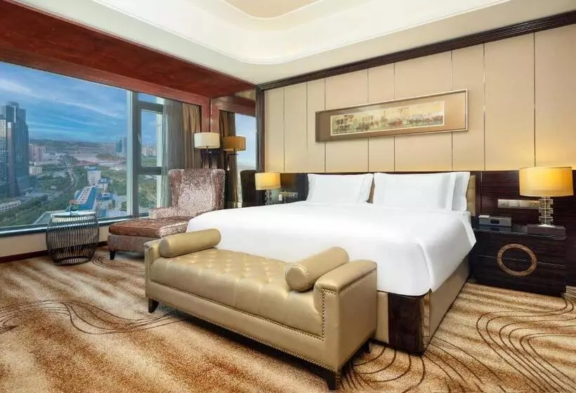 キングサイズベッドのデラックススイート, Crowne Plaza Lanzhou By Ihg