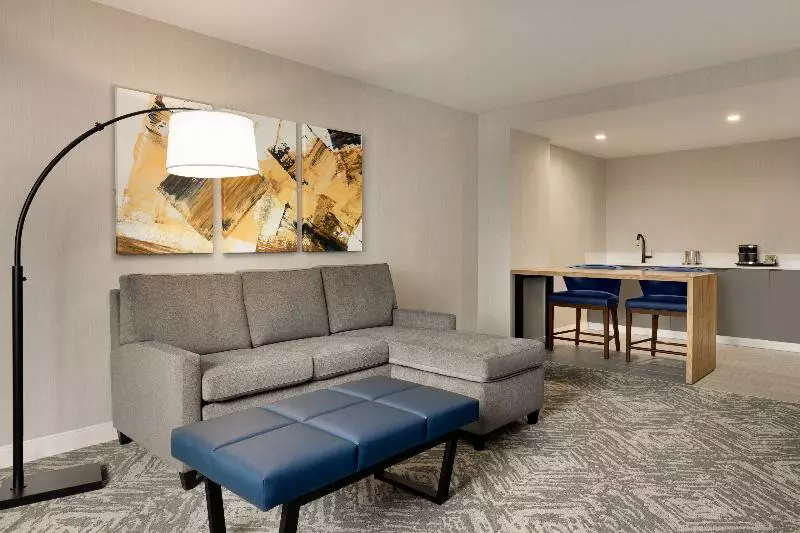 Sviitti King-vuode, Holiday Inn Express Hotel & Suites Waterloo   St. Jacobs Area, An Ihg