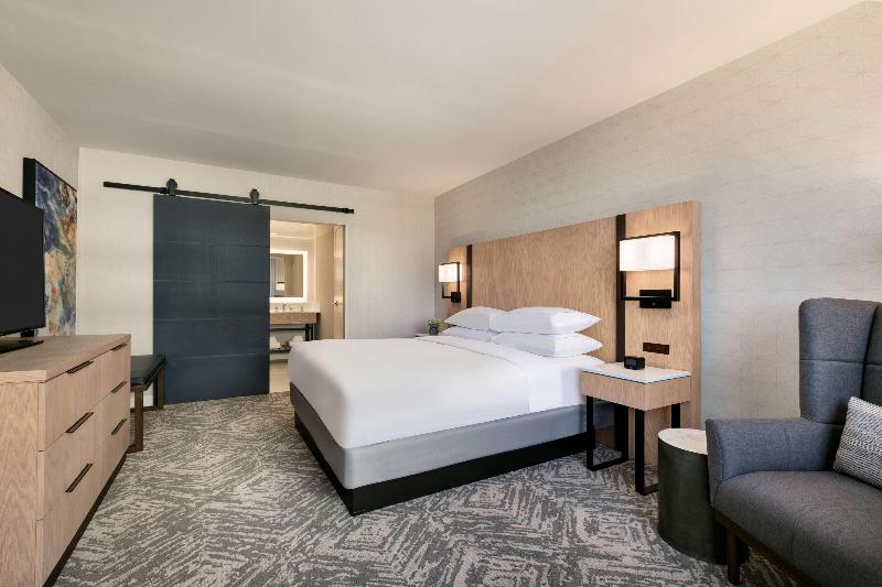 جناح سرير كينج, Holiday Inn Express Hotel & Suites Waterloo   St. Jacobs Area, An Ihg