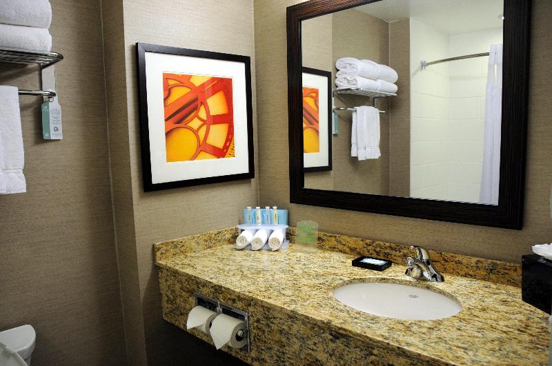 Стандартный Номер Кровать Кинг, Chateau Inn & Suites Bonnyville