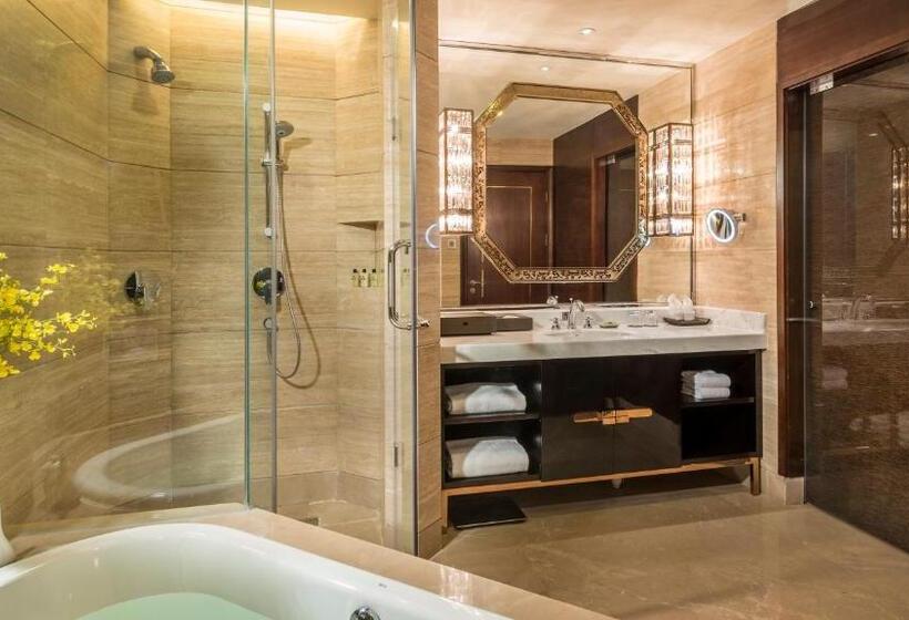 Номер Стандарт Вид на Озеро, Intercontinental Heilong Lake By Ihg