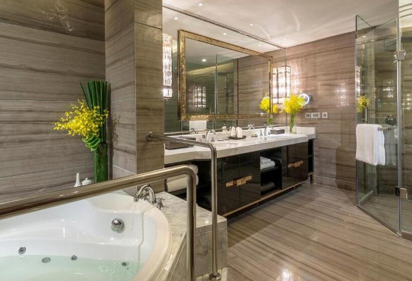 جناح سرير كينج, Intercontinental Heilong Lake By Ihg