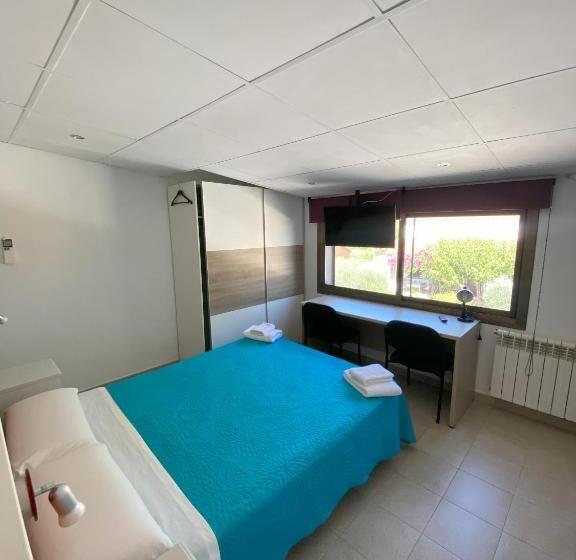 Номер Стандарт, Les Roques