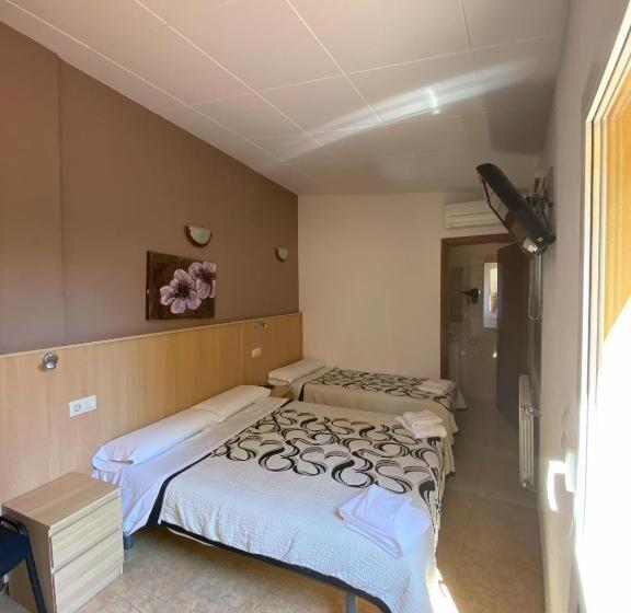 Семейный Номер, Les Roques