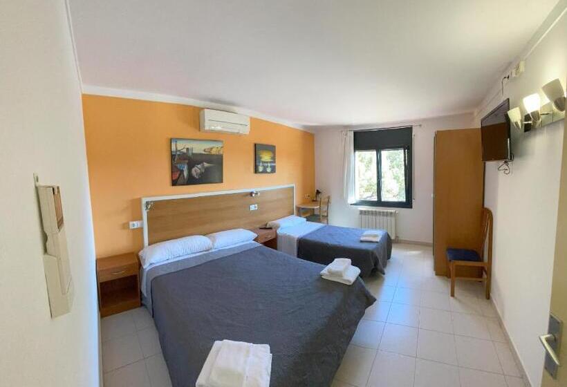 Апартаменты 1 Спальня, Les Roques