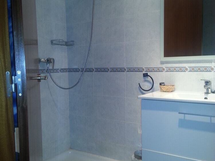 Четырехместный Номер Стандарт, Les Roques