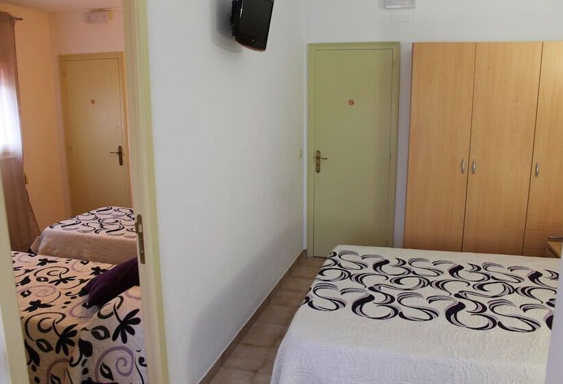 Четырехместный Номер Стандарт, Les Roques