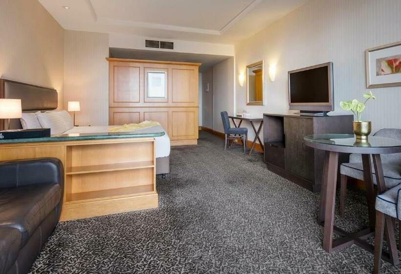 غرفة قياسية مطلّة علي البحر, Oaks Gold Coast