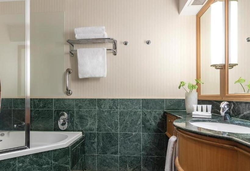 شقة غرفتين, Oaks Gold Coast