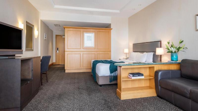 شقة غرفتين, Oaks Gold Coast