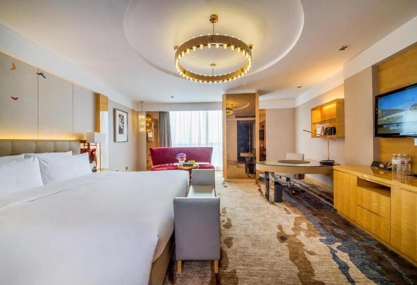 Номер Executive, Pullman Linyi Lushang