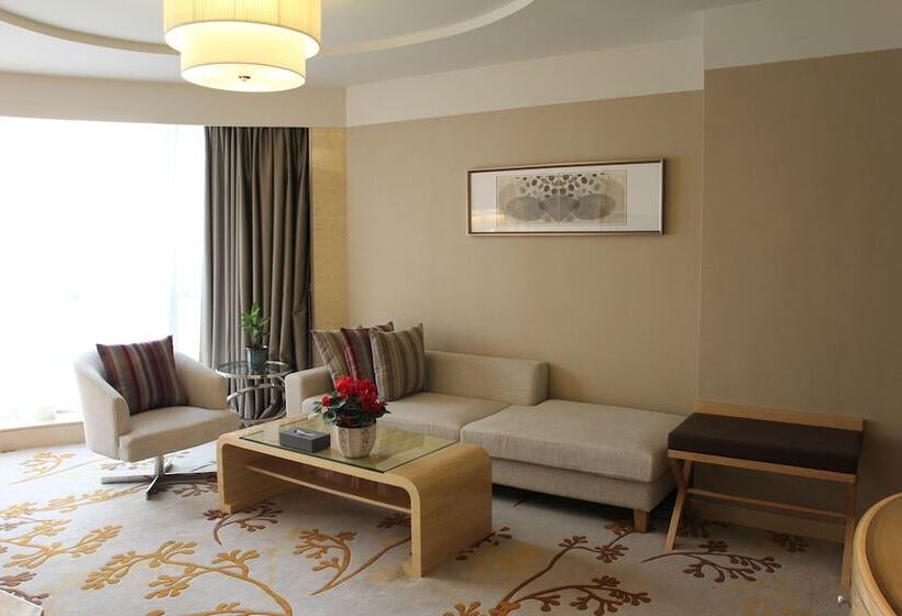 デラックススイート, Pullman Linyi Lushang