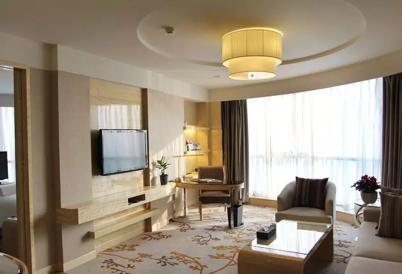 سوییت لوکس, Pullman Linyi Lushang