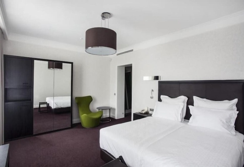 اتاق لوکس, Schloss