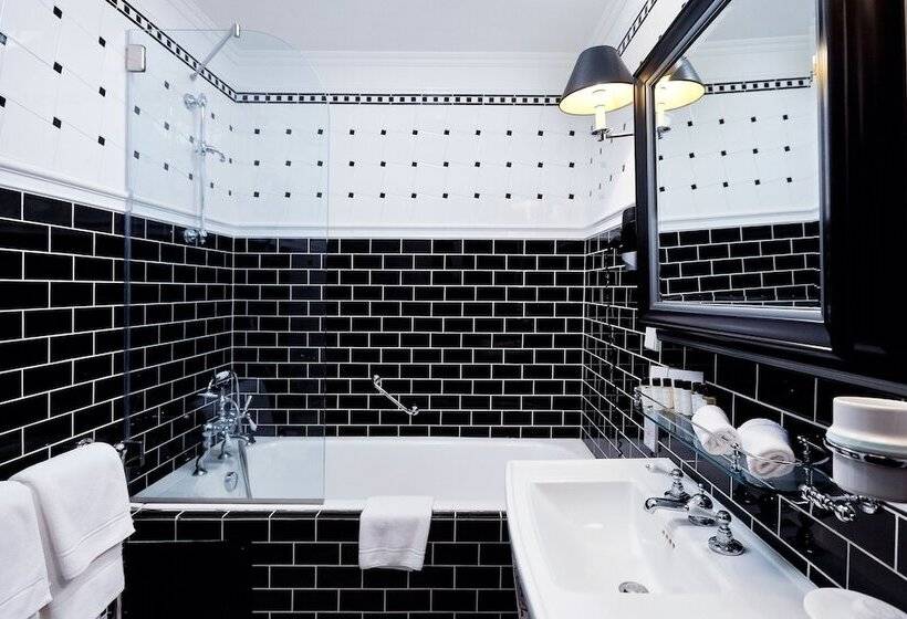 اتاق لوکس, Schloss