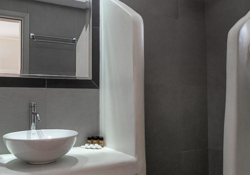 Standard Studio, Margarenia