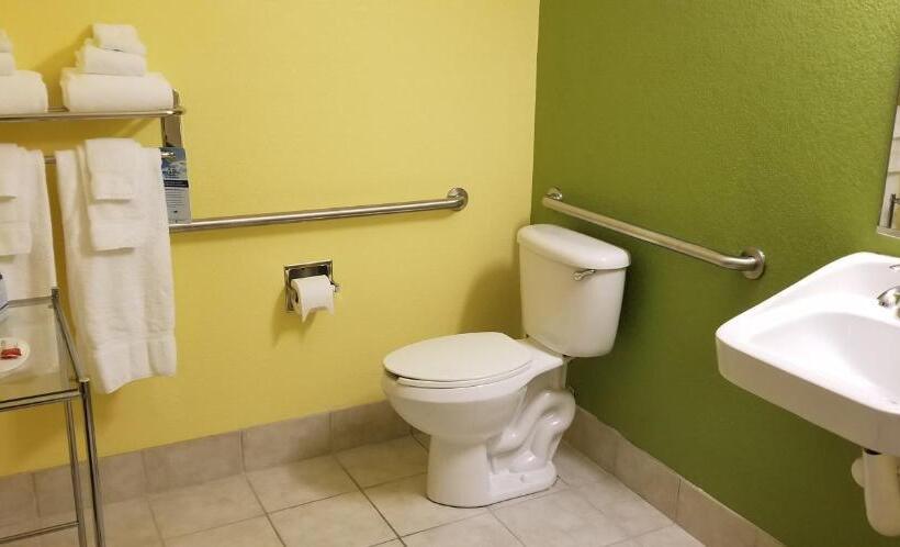 Standard-invahuone, Microtel Inn & Suites By Wyndham Delphos