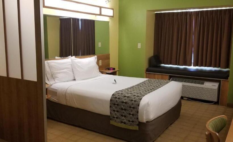 Sviitti Liikuntarajoitteisille, Microtel Inn & Suites By Wyndham Delphos