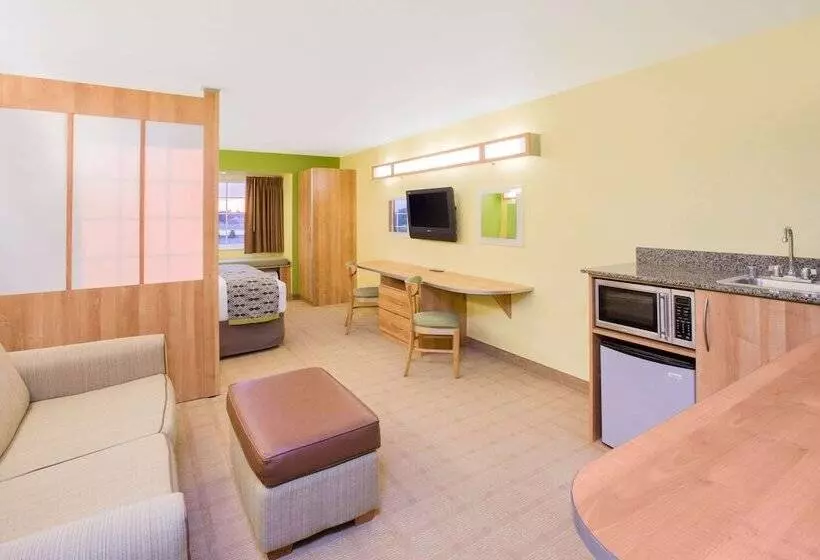 スイート, Microtel Inn & Suites By Wyndham Delphos