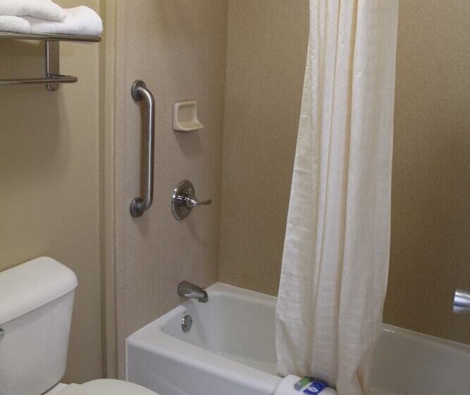 اتاق استاندارد با 2 تخت دوبل, Motel 6 Oklahoma City Ok Frontier City