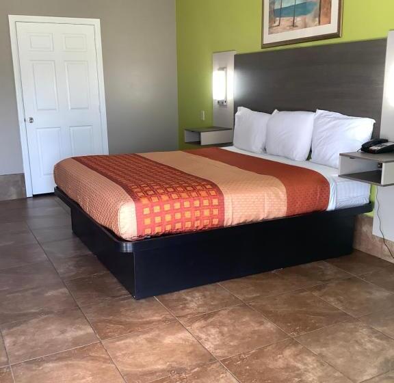 غرفة قياسية سرير كينج, Texas Inn  Welasco/mercedes
