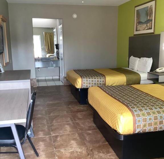 חדר סטנדרט מותאם לאדם עם מוגבלויות, Texas Inn Welasco/mercedes