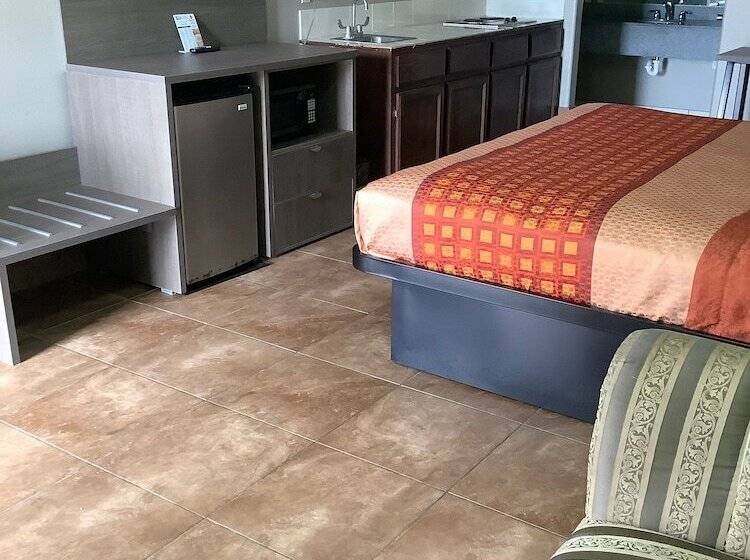 Номер Deluxe, Texas Inn  Welasco/mercedes