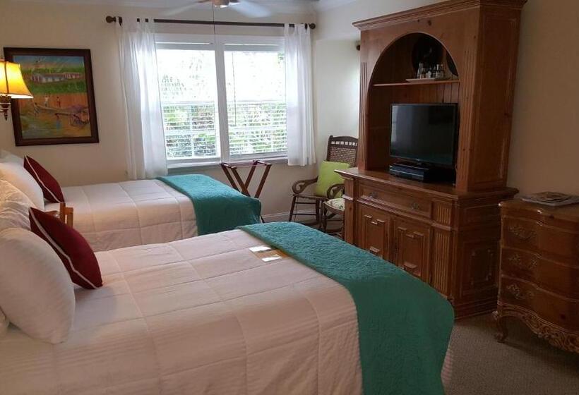 غرفه قياسيه سريرين مزدوجين, The Caribbean Court Boutique