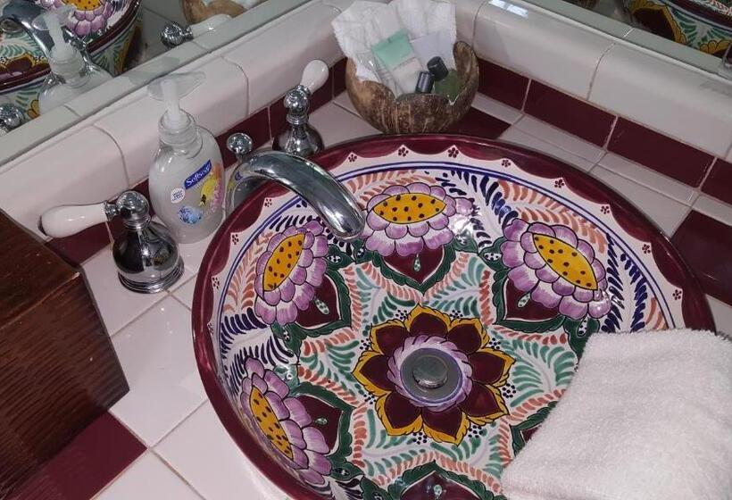 Пентхаус, The Caribbean Court Boutique
