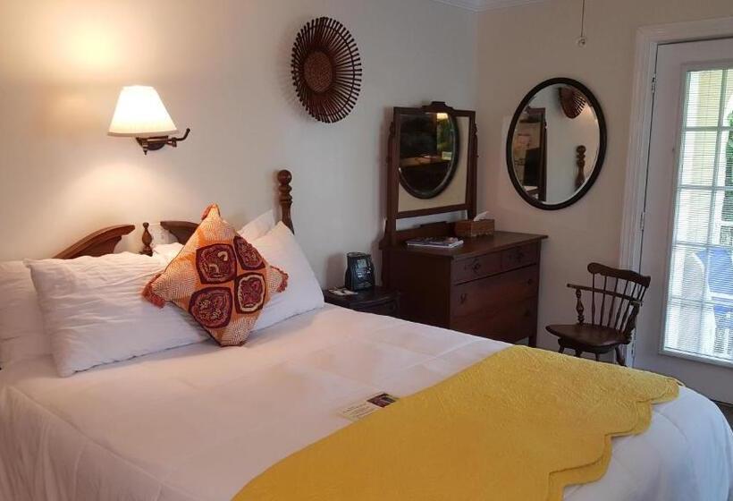 Номер Стандарт, The Caribbean Court Boutique
