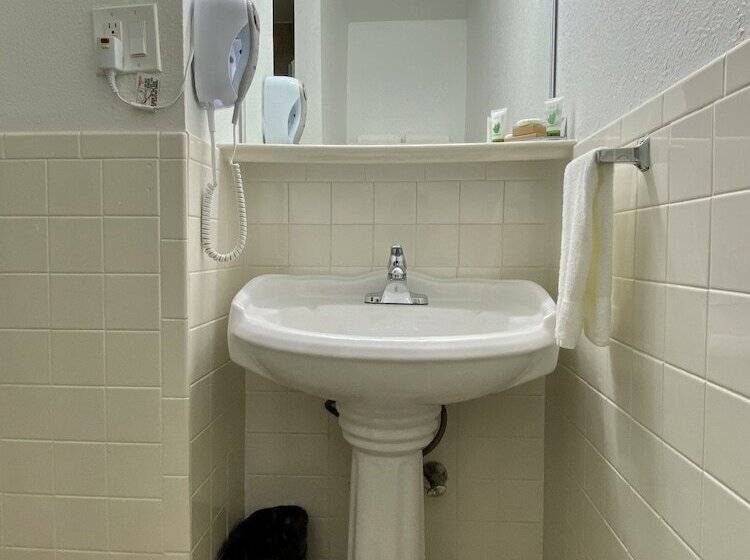 اتاق استاندارد با 2 تخت دوبل, Geary Parkway Motel