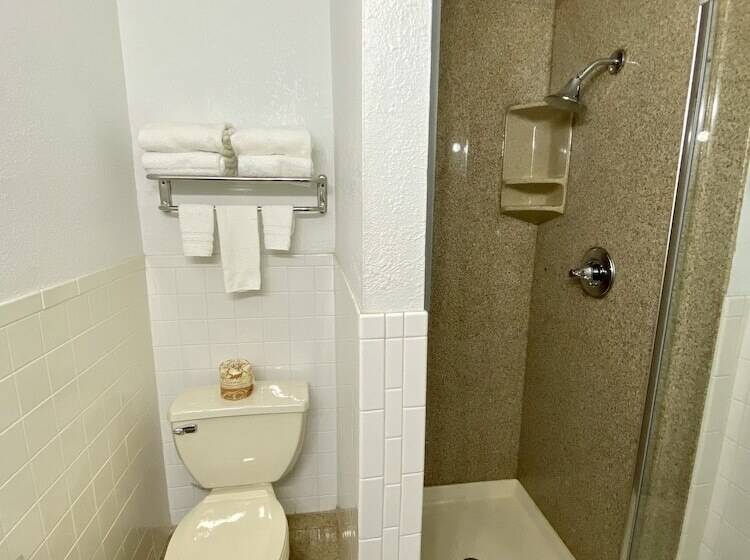 اتاق استاندارد با 2 تخت دوبل, Geary Parkway Motel