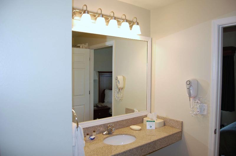 キングサイズベッドのスイートルーム, Best Western Plus Midamerica