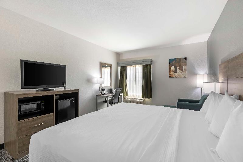 غرفة قياسية سرير كينج, Best Western Plus Midamerica