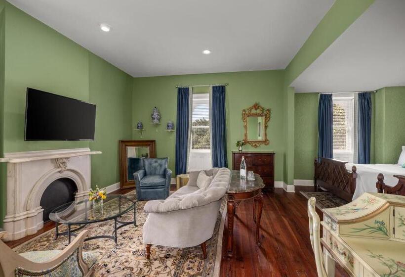 套房, Hamilton Turner Inn