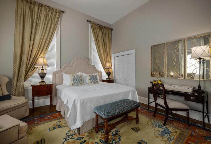 带大床的标准间, Hamilton Turner Inn