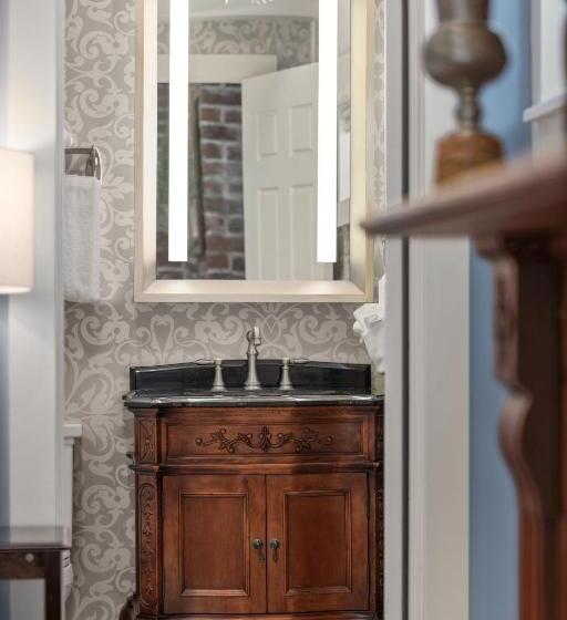 标准间, Hamilton Turner Inn