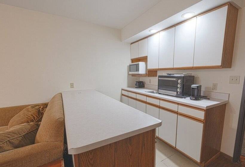 Номер Стандарт 2 Двуспальные Кровати, Harlan Inn And Suites
