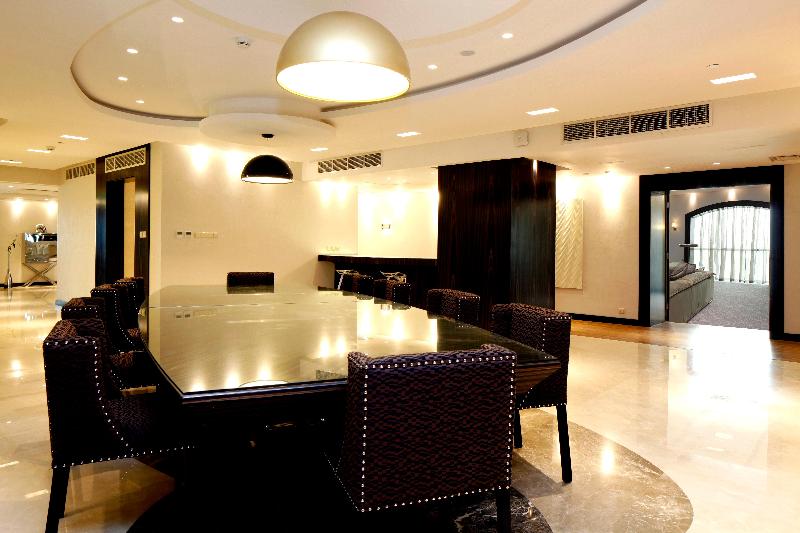 سوییت, Holiday Inn Meydan, An Ihg