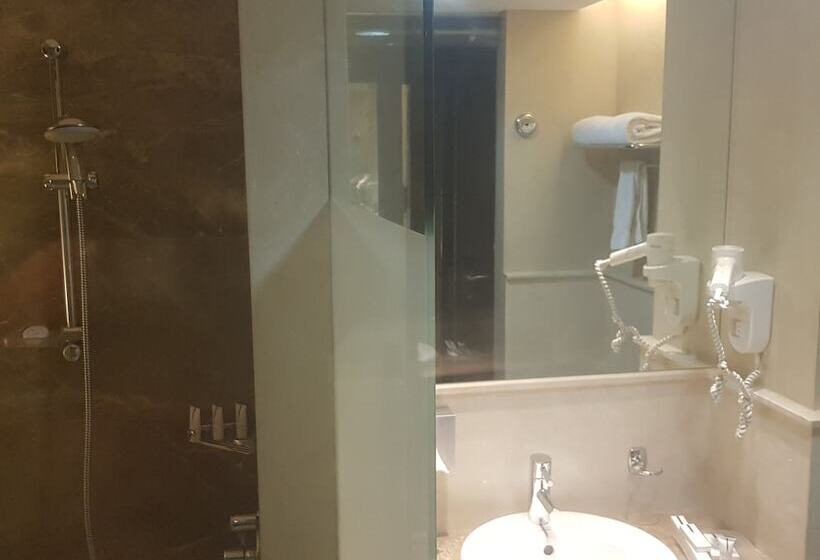 اتاق استاندارد, Holiday Inn Meydan, An Ihg