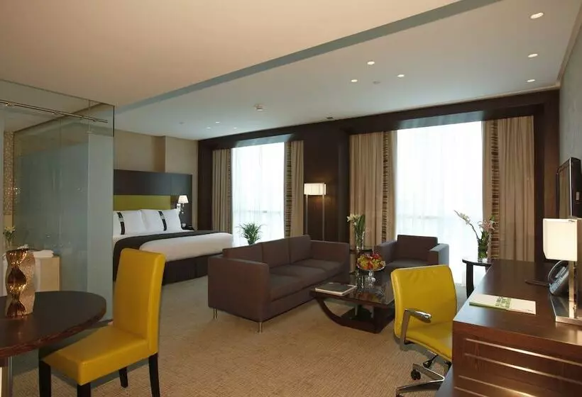 スイート, Holiday Inn Meydan, An Ihg