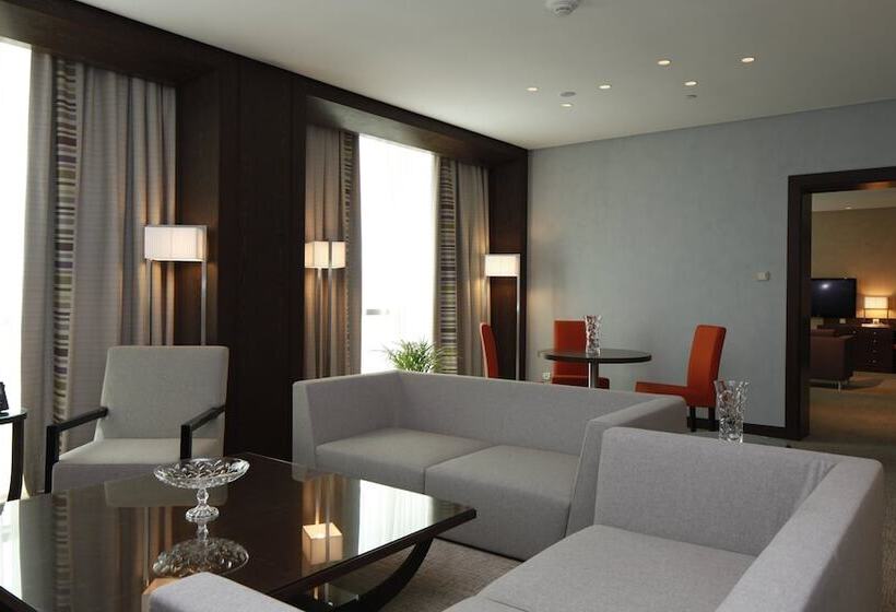 سوییت, Holiday Inn Meydan, An Ihg