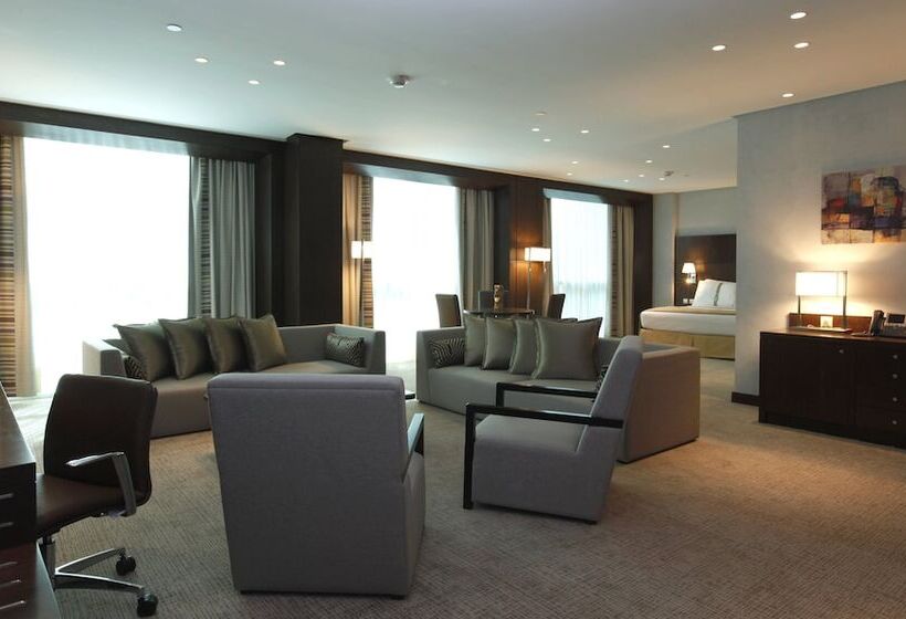 سوییت, Holiday Inn Meydan, An Ihg