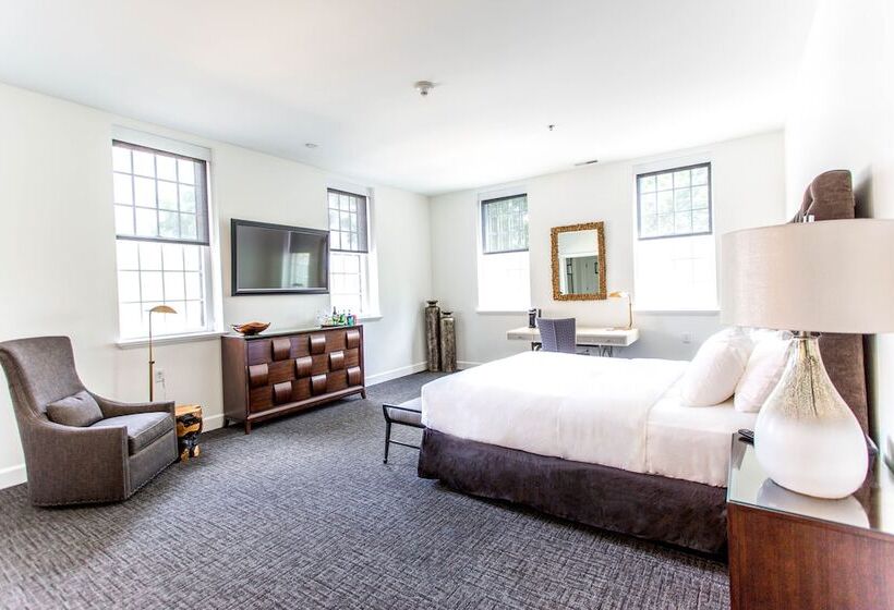 프리미엄 스위트, The Delafield